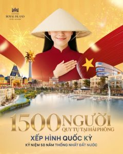 Kỷ niệm 50 năm thống nhất đất nước tại Vũ Yên: Lá cờ Tổ quốc kết bằng 1.500 trái tim yêu nước